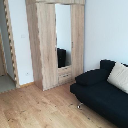Apartament Wloska 4 Διαμέρισμα Krasków Εξωτερικό φωτογραφία