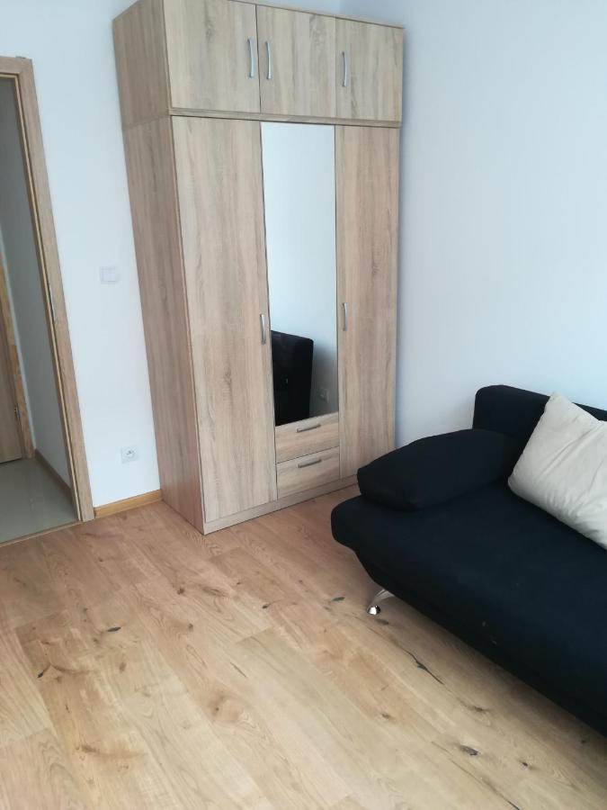Apartament Wloska 4 Διαμέρισμα Krasków Εξωτερικό φωτογραφία